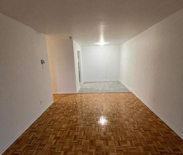 2 CH - 1 SDB - Laval - $1,300 /mo - Photo 2