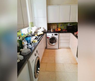 4 bedroom terraced house to rent - Photo 5