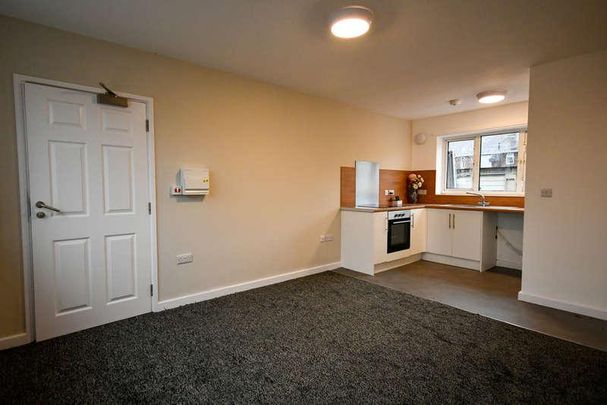 Flat, Western Road, Goole, DN14 - Photo 1