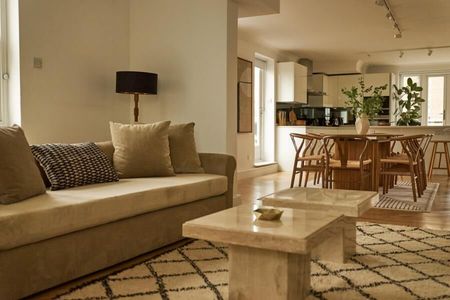 4 Bedroom Flat To Let - Photo 2