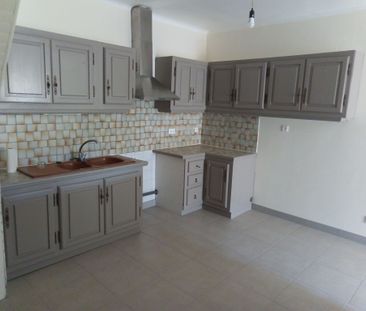 Location Appartement 4 pièces 97m² CUXAC D AUDE 11590 - Photo 5