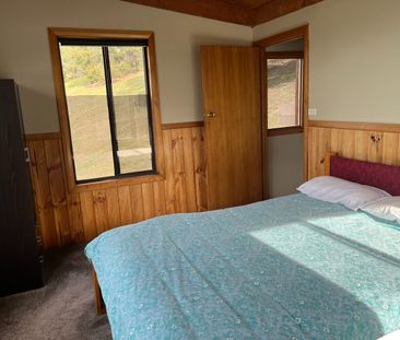 Cute Unit, Fully Furnished and Equipped & Including Power - Photo 5