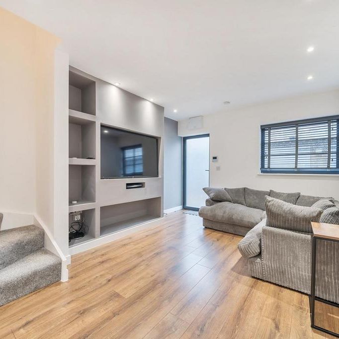 1 bedroom flat to rent - Photo 1