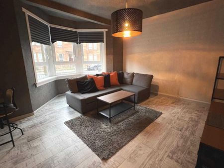 2 bedroom flat to rent - Photo 4