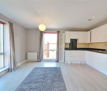 2 bedroom apartment to rent - Photo 6