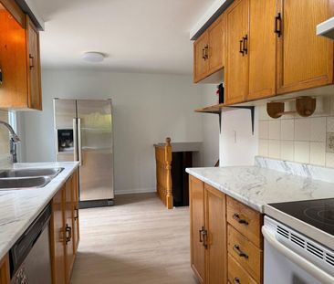For Lease - 22 Calais Place, Kitchener, Ontario - Photo 2