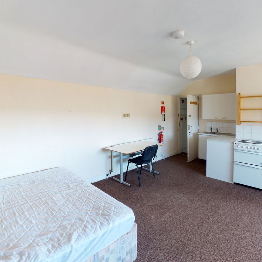 Student Properties to Let - Photo 1