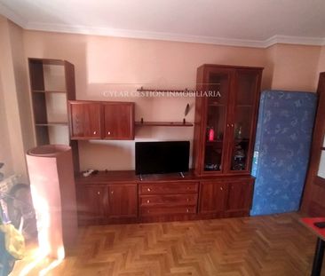 Ático de alquiler en Santa Teresita de Jesus, Barrio Blanco - Photo 3