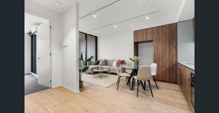 Luxury living in the heart of the city - Photo 2