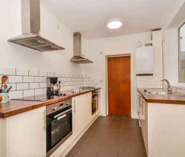 House share to rent - Photo 3