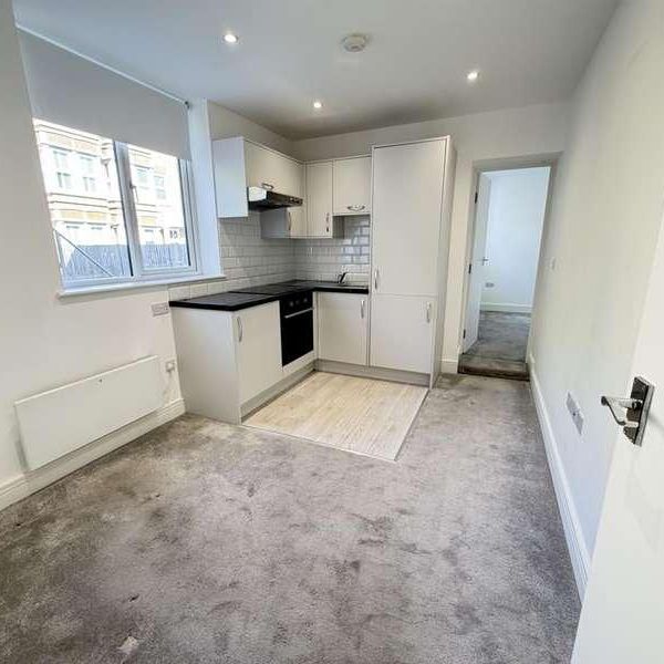 Beaufort Road, Kingston, KT1 - Photo 1