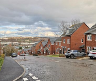 2 bedroom Semi-detached house to rent in Thorn Road, Blaydon-On-Tyn... - Photo 2