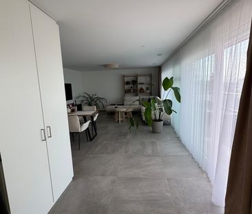 3.5 Zimmer, 114 m², 2. Stock - Foto 2
