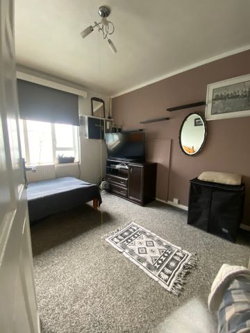 Room in a Shared Flat, High Cross Road, N17 - Photo 5