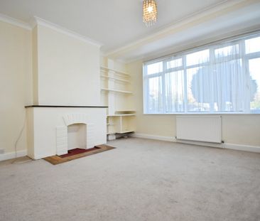 Terraced House to rent - Widmore Road, Bromley, BR1 - Photo 4