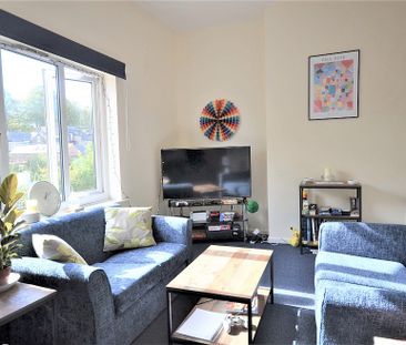 18B Holberry Gardens, Broomhall, Sheffield, S10 2FR - Photo 1