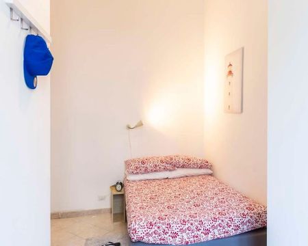 Via Paolo Bassi, Milan, Lombardy 20159 - Photo 4