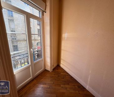 Location Appartement 3 pièces 66m² ST ETIENNE 42000 - Photo 3