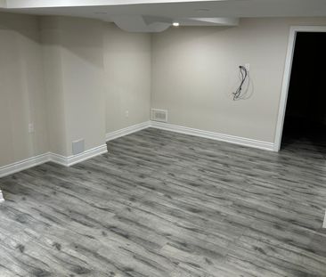 For Lease - 65 Summitgreen Crescent, Brampton, Ontario - Photo 5