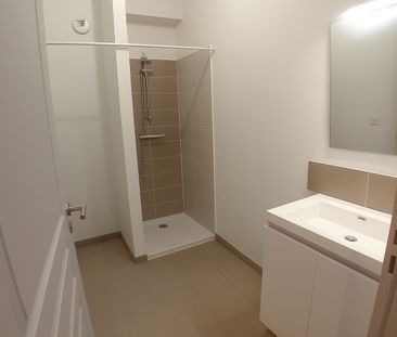 Location Appartement 3 pièces 64m² - Photo 4