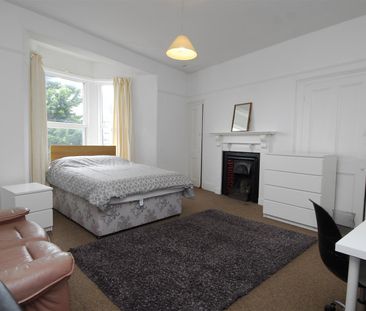 Lisson Grove, Plymouth - Photo 3