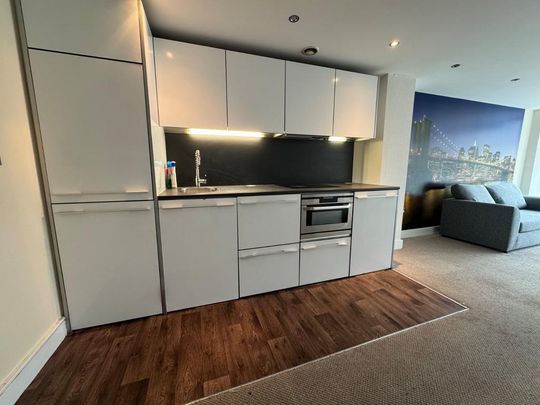 2 bedroom property to rent - Photo 1