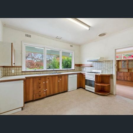 32 Jacka Street, Balwyn North, Vic 3104(6-month only) - Photo 3