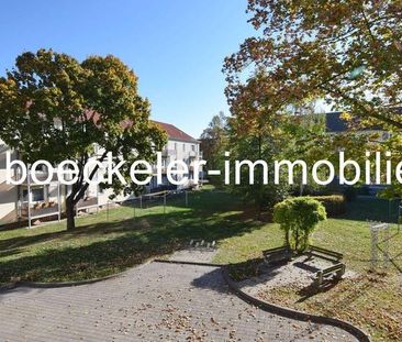 Begrünte, sehr gepflegte Wohnanlage und großer Balkon! - Foto 1