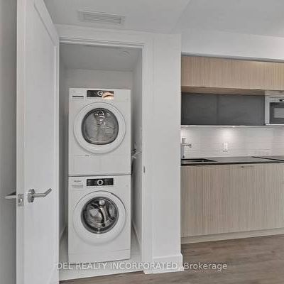 Parliament/Bloor-Fully Equipped Luxury Open Plan 1Bd 1Bath - Photo 3