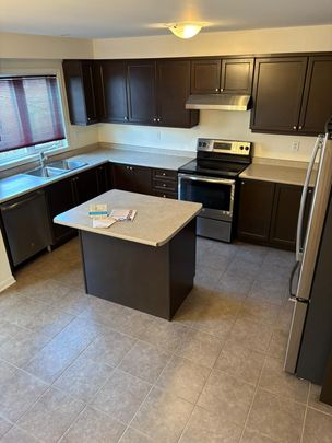 For Lease - 13 Betterton Crescent, Brampton, Ontario - Photo 1