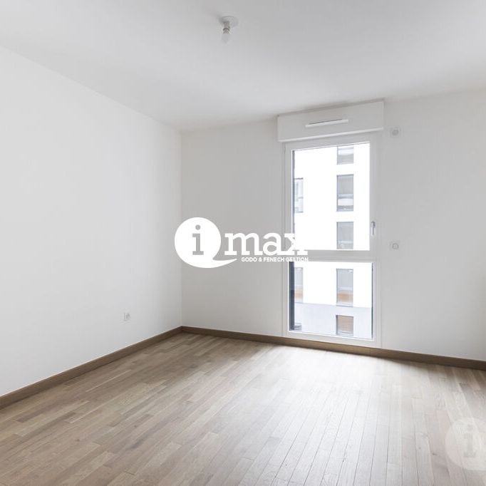 Location Appartement COURBEVOIE - - Photo 1