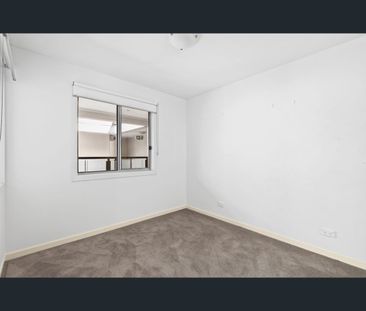 34/30 Lillimur Road, Ormond, Vic 3204 - Photo 5