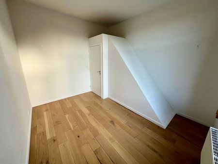 Recent gerenoveerd appartement met 4 slaapkamers te huur! - Foto 2