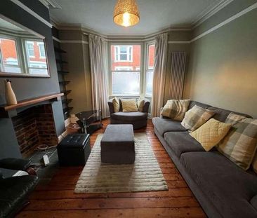 Ashburnham Road, Northampton, NN1 - Photo 1