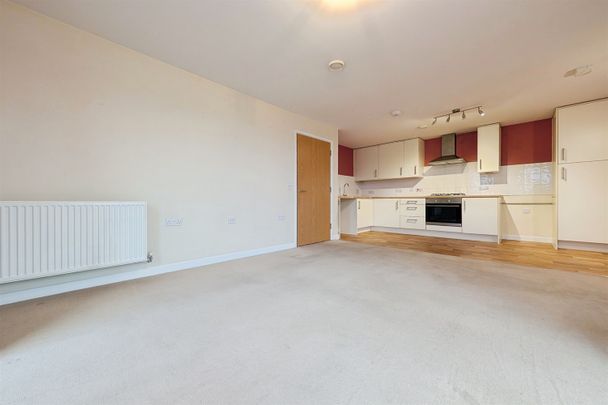 Selby Place, SO15 - Photo 1