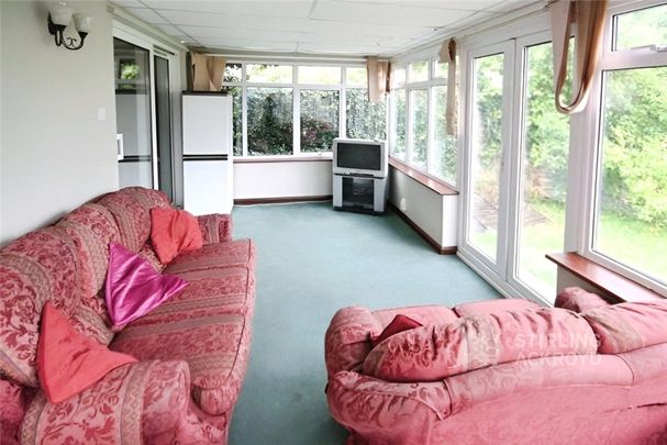 Weston Road, Guildford, Surrey, GU2 8AW - Photo 1