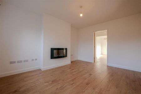 3 bedroom detached house to rent - Photo 2