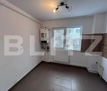 Apartament 3 camere, 68 mp, zona Rovine - Fotografie 3