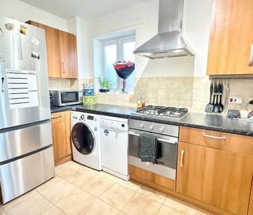 2 bedroom semi-detached house to rent - Photo 6