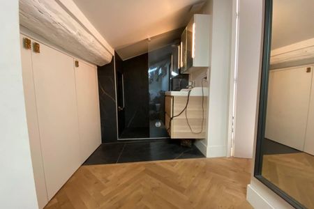 Type 2 Quartier Mazarin Avec Clim - Photo 2