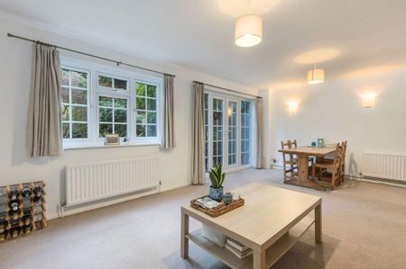 3 bedroom terraced house to rent - Photo 4
