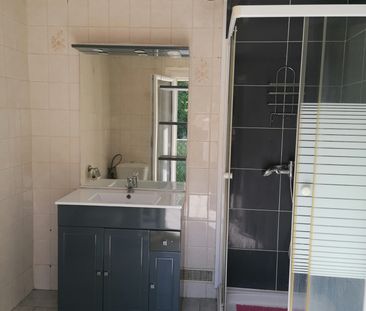 Location Appartement 2 pièces 51m² LEVENS 06670 - Photo 2