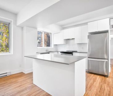 3440 Ridgewood — 1 Bedroom - Photo 2