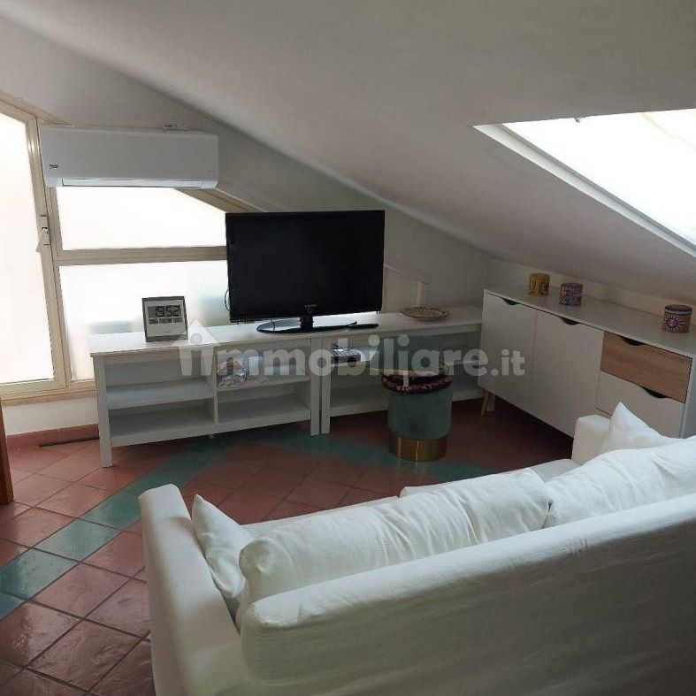 Trilocale viale Alcide De Gasperi 11, Lascari - Photo 1