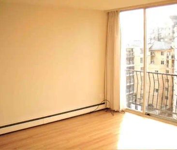 Jervis Tower — 1-Bedroom Unit in Vancouver - Photo 2