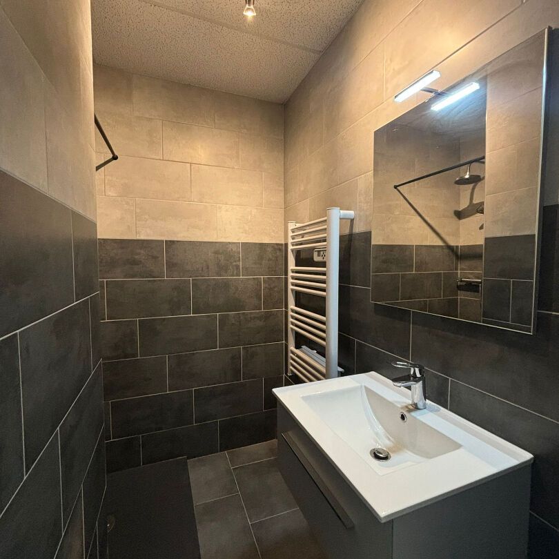 Location Appartement 2 pièces 27m² - Photo 1