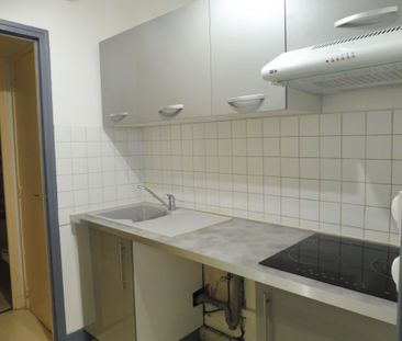 Location Appartement 2 pièces 37m² FONTAINEBLEAU 77300 - Photo 4