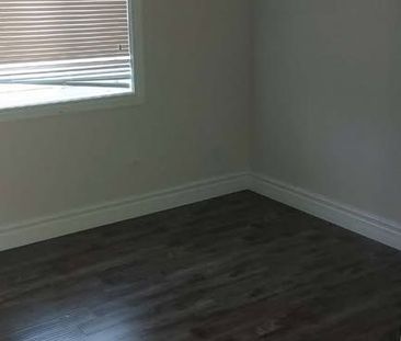 For Lease - 870 Howard Avenue Unit# 2, Windsor, Ontario - Photo 3