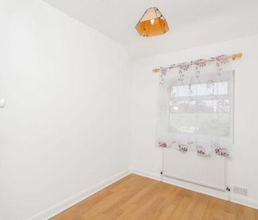 3 Bed Semi-Detached House, Perth Road, N22 - Photo 3