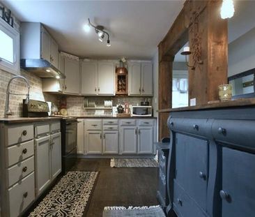 For Lease - 265 10th Street, Hanover, Ontario - Photo 1